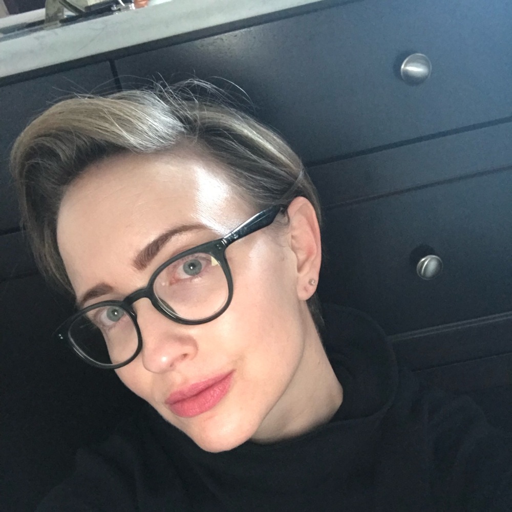 Meet your Posher, Emilie